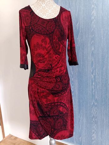 Robe manches 3/4