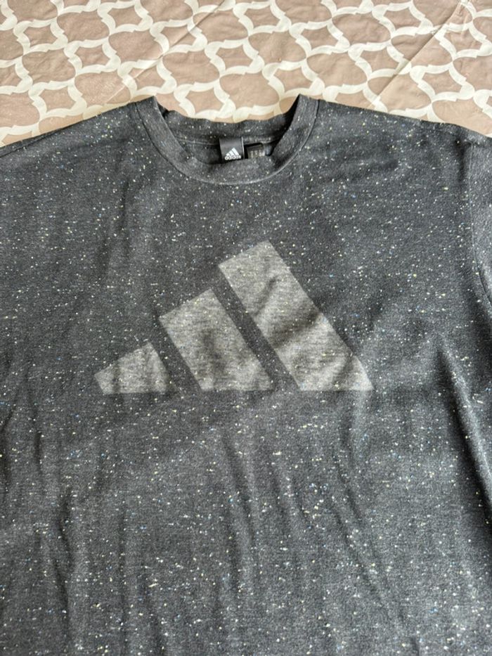 T shirt femme adidas 40/42 - photo numéro 2