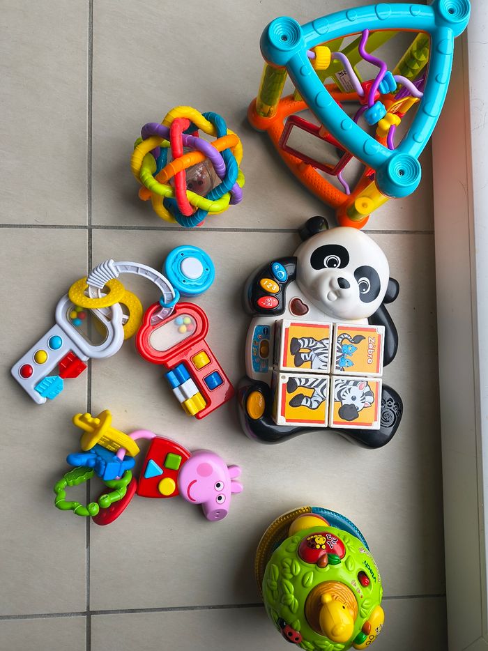 Lot de jouets - photo numéro 5