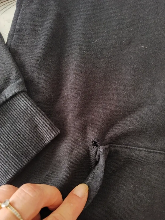 Lot 5 sweats 12 ans - photo numéro 7