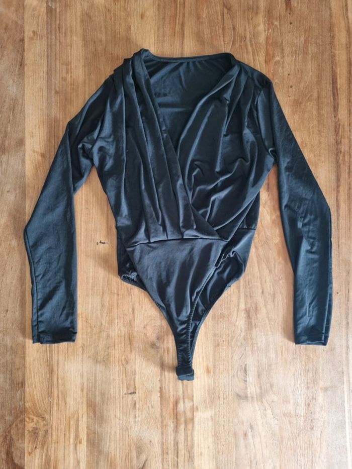 Bodie noir - photo numéro 2