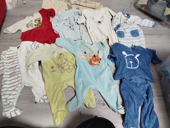 Lot de pyjamas taille 6 mois