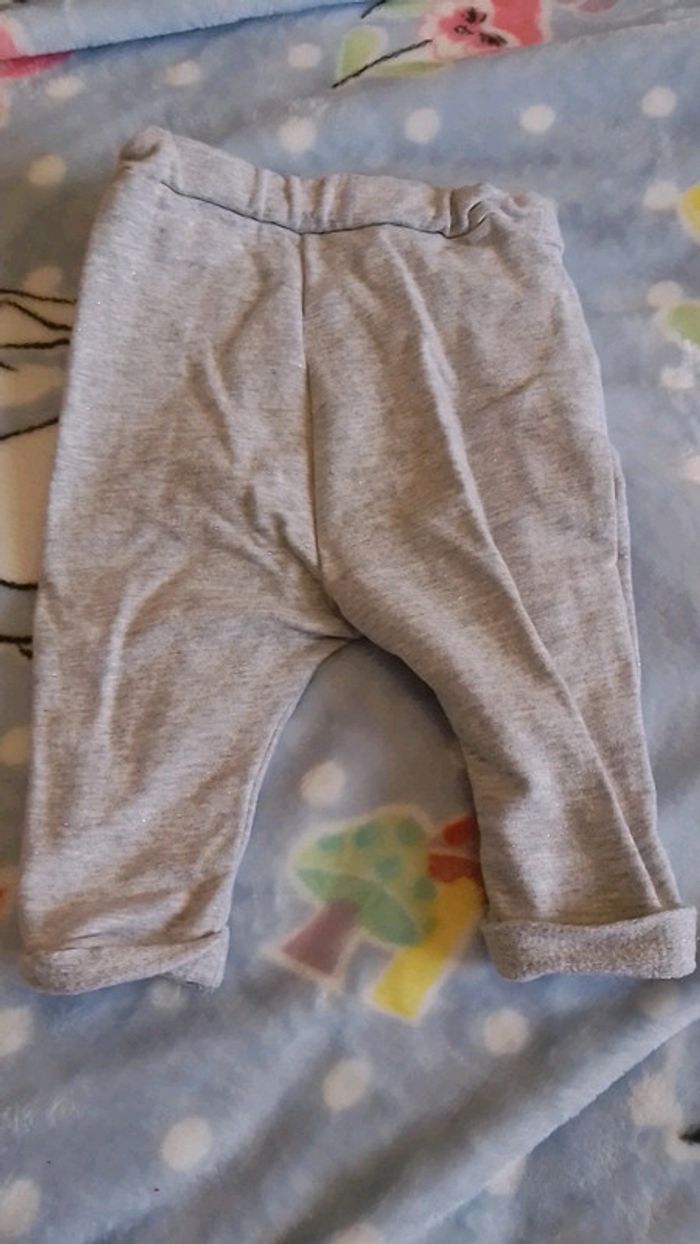 Pantalon tape à l'oeil 6 mois - photo numéro 3