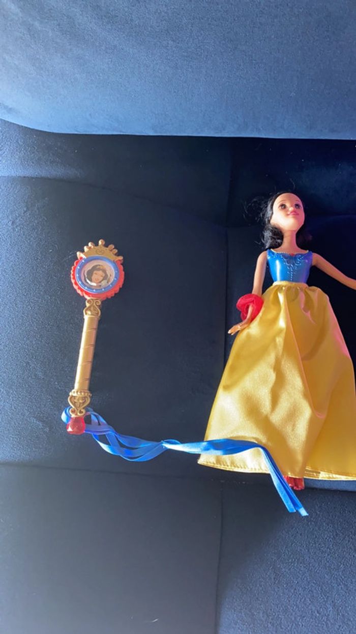 Barbie Blanche neige - photo numéro 5