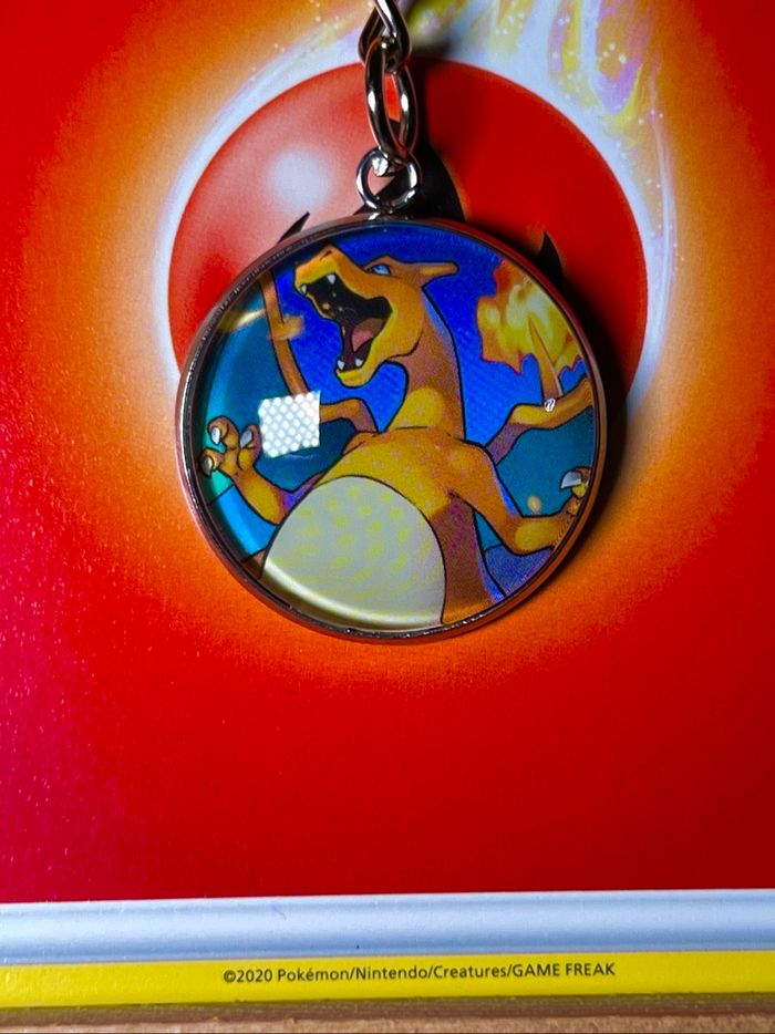 Porte-clé Pokémon Dracaufeu - photo numéro 2