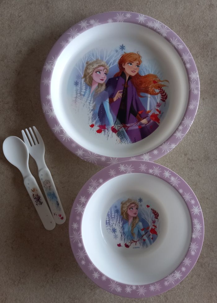 Lot coffret repas Reine des neiges