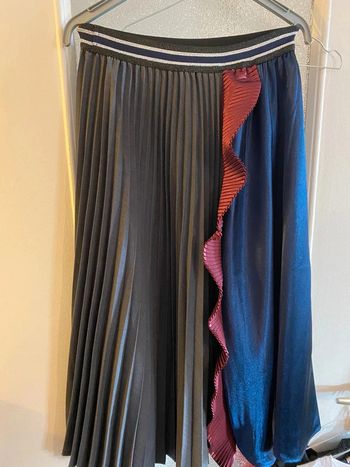 Jupe anja rock taille s gris bordeau bleu volant