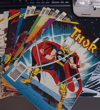 Lot de 31 Comics Thor