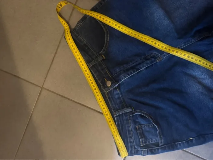 Jean bleu Kiabi – Taille 42 – Élégante et confortable - photo numéro 3