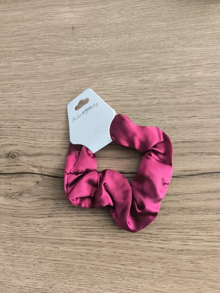 Chouchou neuf violet