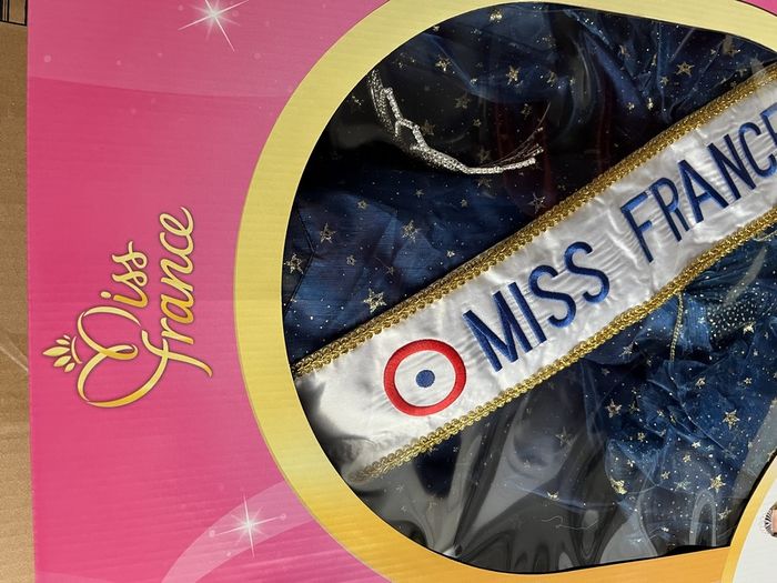 Robe Miss France Deluxe bleue nuit Upyaa 11/12 ans sous housse organza avec cintre satin - photo numéro 5