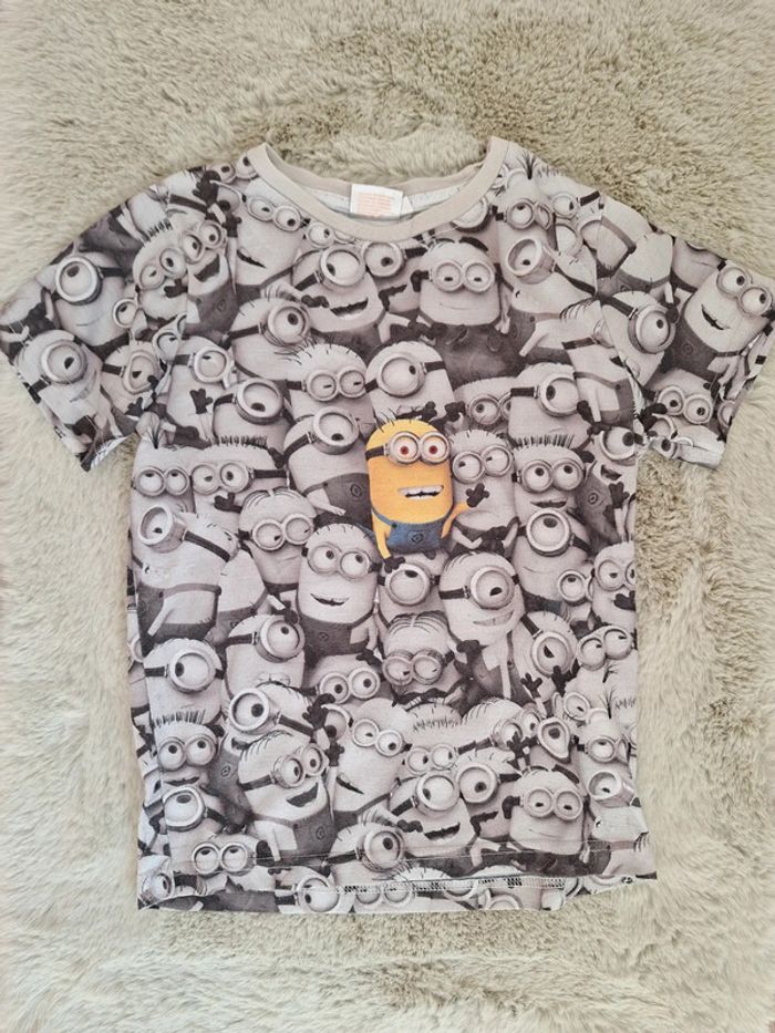Tshirt minions 8ans #G8A-006