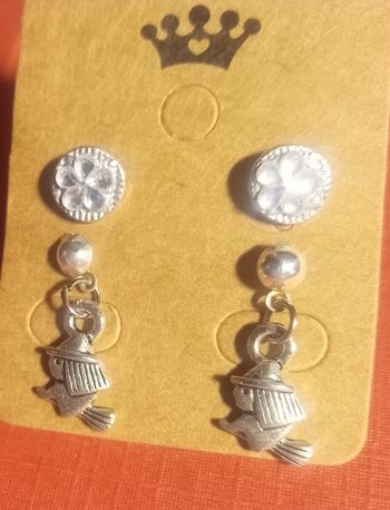 Boucle sorcière et fleurs