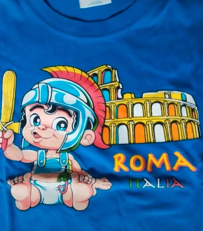 T-shirt  romain colysée 8 ans - photo numéro 2