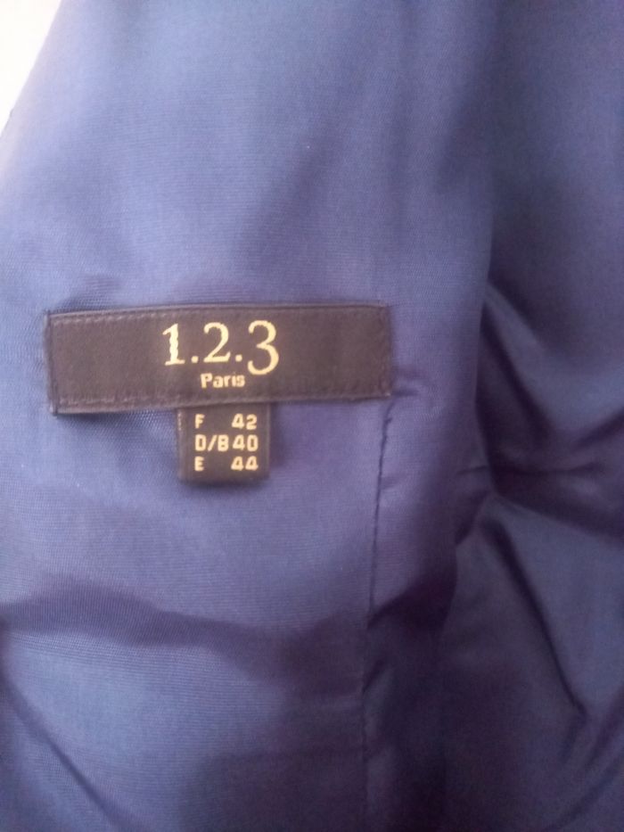 Robe jamais porté - photo numéro 3
