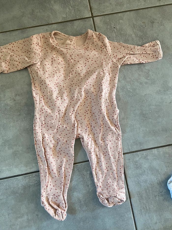 Lot pyjama - photo numéro 2