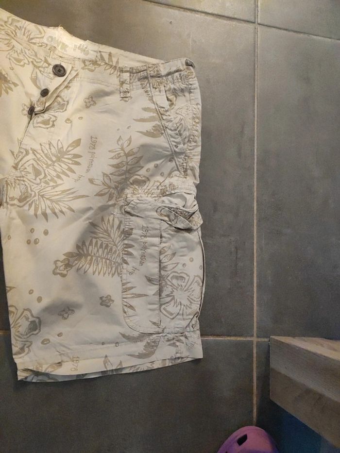 Short homme fleurie - photo numéro 2