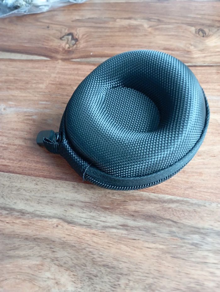 Boitier de protection pour montre - photo numéro 3