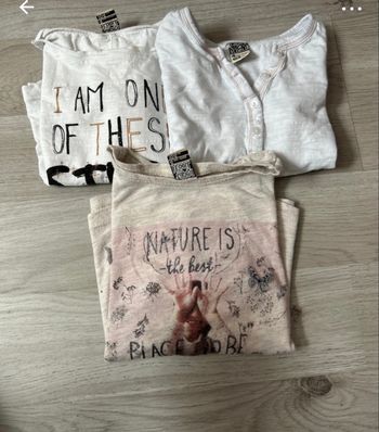 TEE shirt 4 ans 