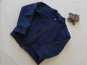 Gilet à zip taille 8 ans