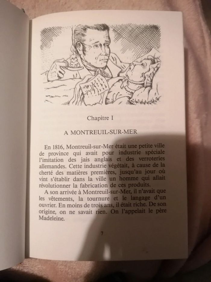 Livre Victor Hugo les misérables I cosette - photo numéro 2
