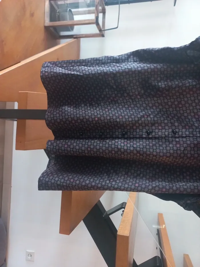 Chemise ici et maintenant - photo numéro 4