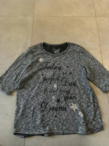 Haut argenté C&A, taille XL, très bon état