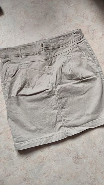 Jupe droite beige