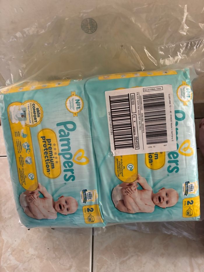 140 Couches pampers taille 2 - photo numéro 2