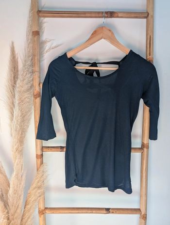 Top manches 3/4 bleu marine avec noeud