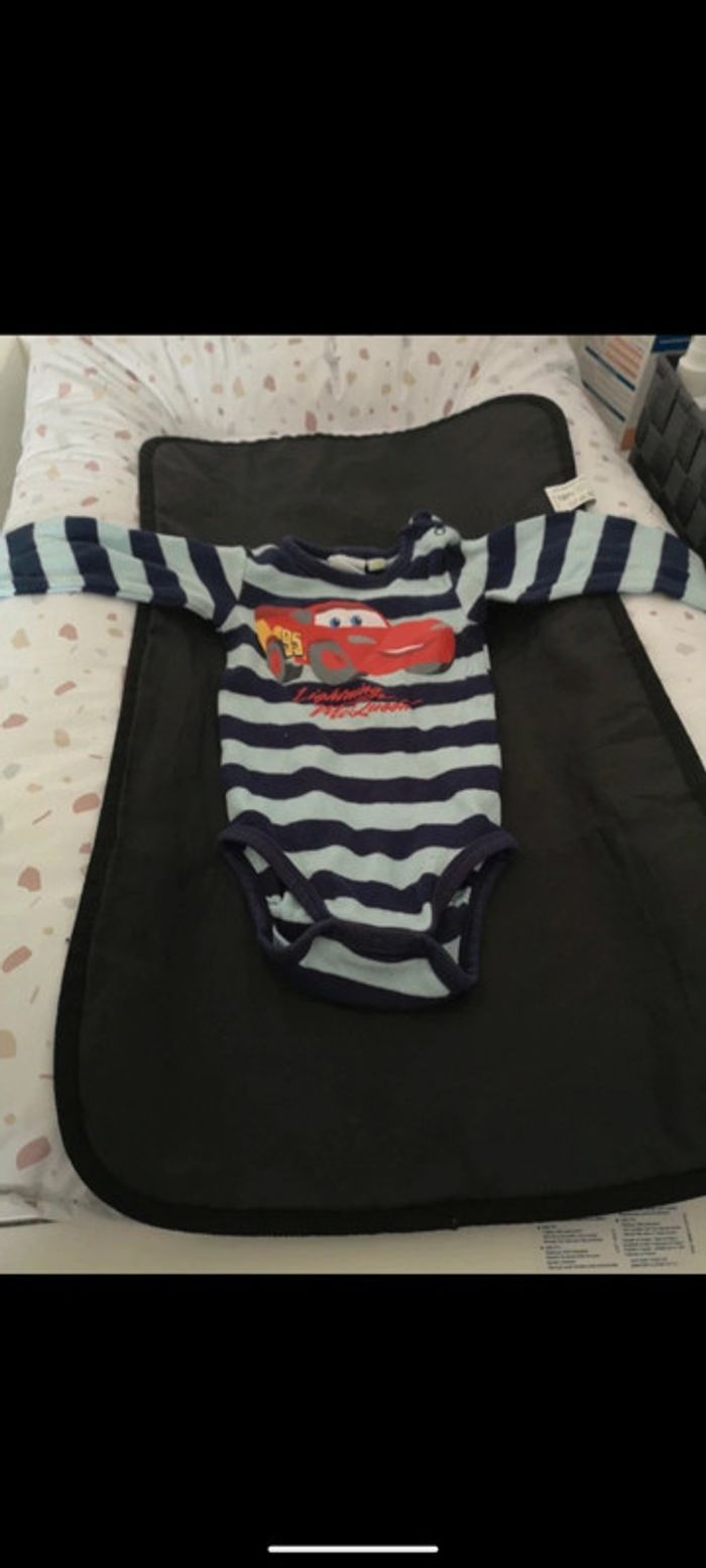 Bodies manche longue garçon Disney cars 6 mois