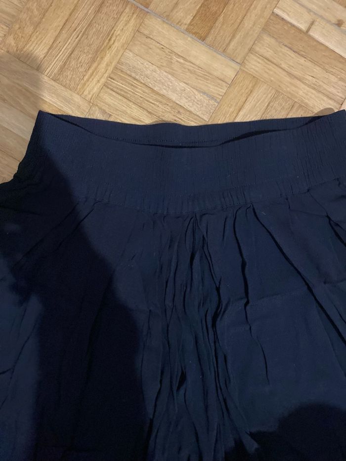 Short noir - photo numéro 2