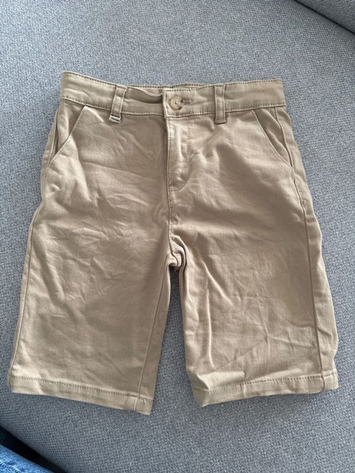 Short beige