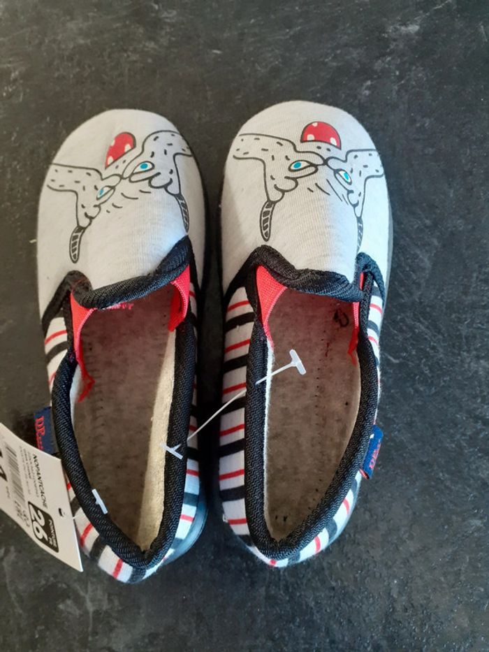 Chaussons garçon monstre pointure 26 neuf - photo numéro 2
