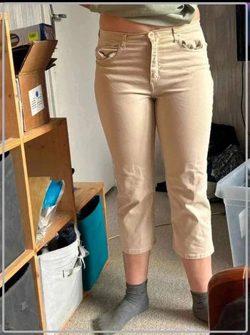Pantacourt  taille 38 marque lulu castagnette