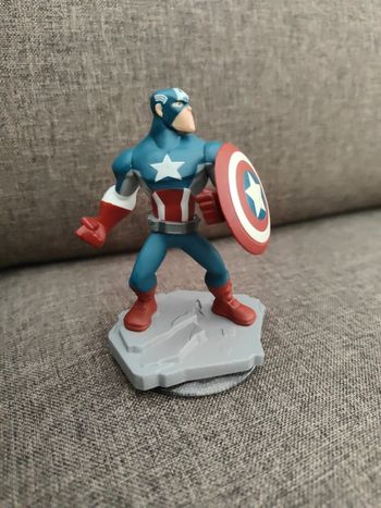 Figurine captain America Disney infinity