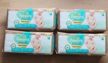 4 paquets de couches Pampers harmonie taille 2