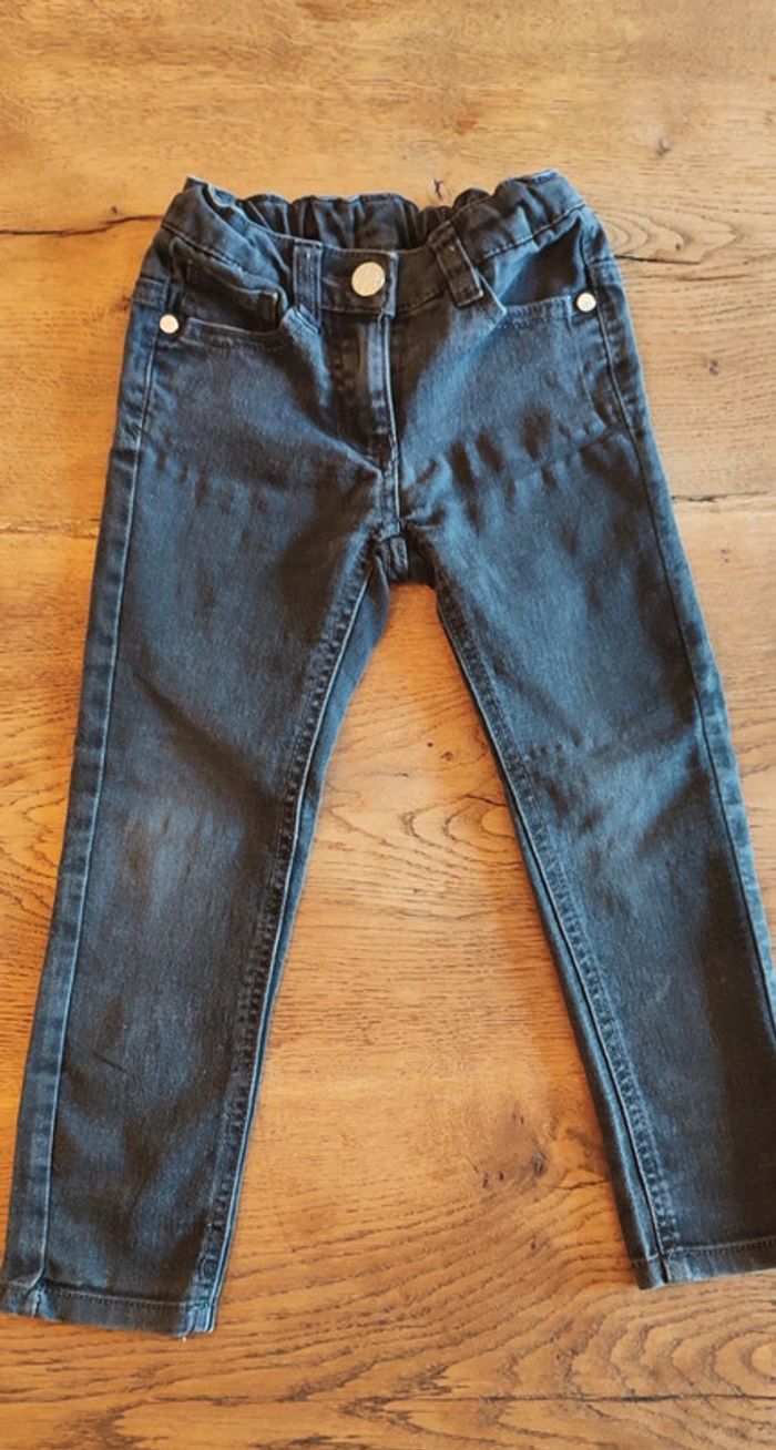 Jean noir 4ans