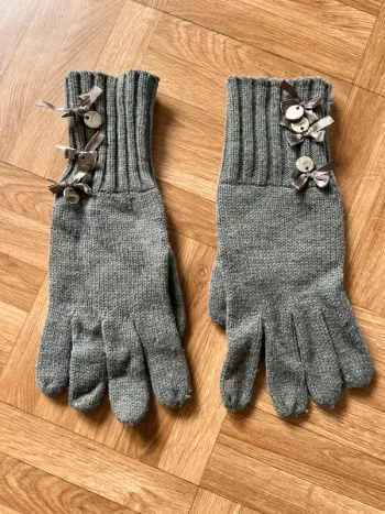 Paire de gants en laine grise Caroll