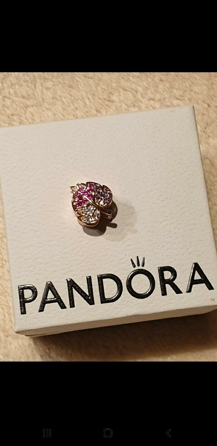 Charm Pandora Rose "Feuille Pavée Scintillante" - photo numéro 2