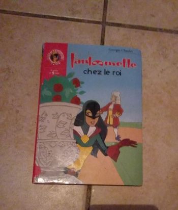 livre "fantomette chez le roi" bibliothèque rose