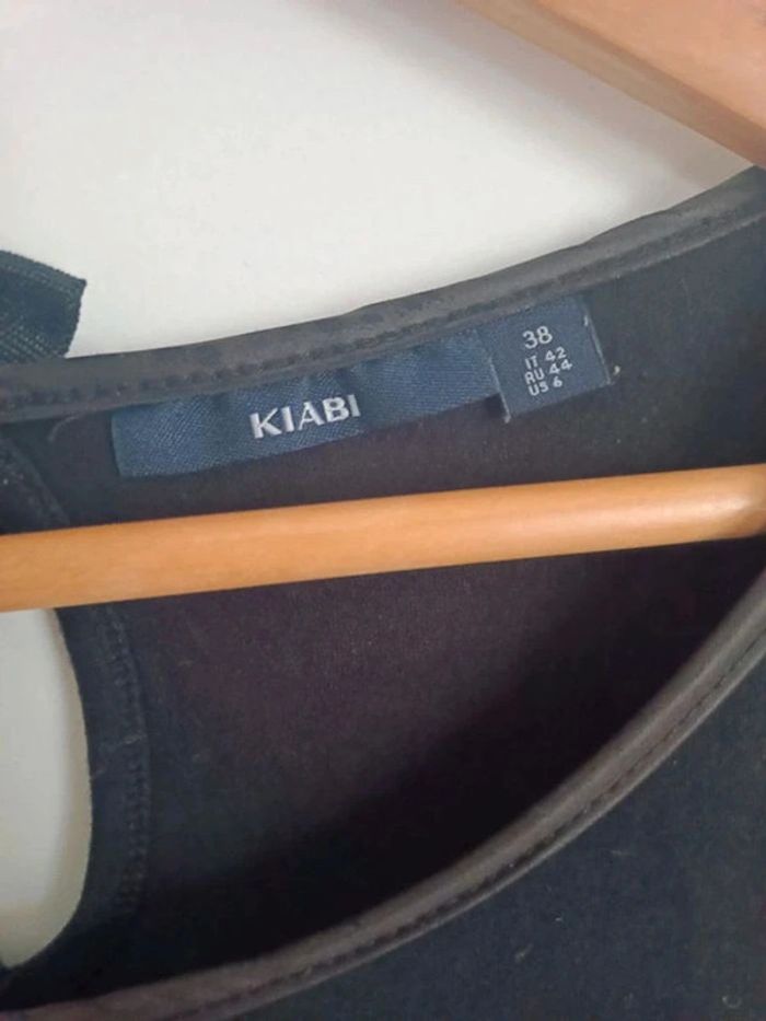 Robe noire Kiabi 38 - photo numéro 4