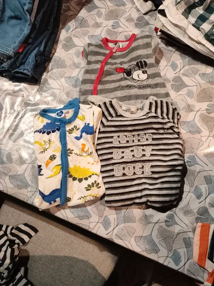 Lot pyjamas