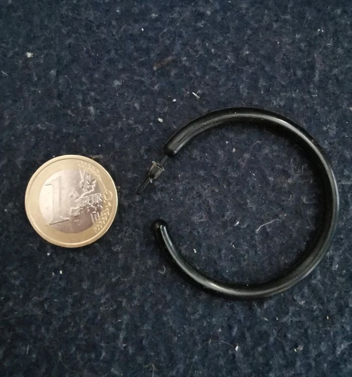 Créoles noires style années 80 - photo numéro 2