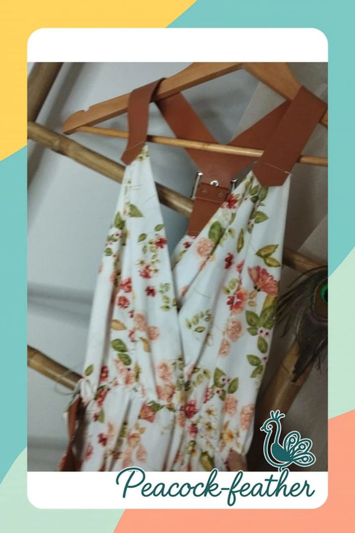 Robe blanche fleurie neuve TU - photo numéro 4