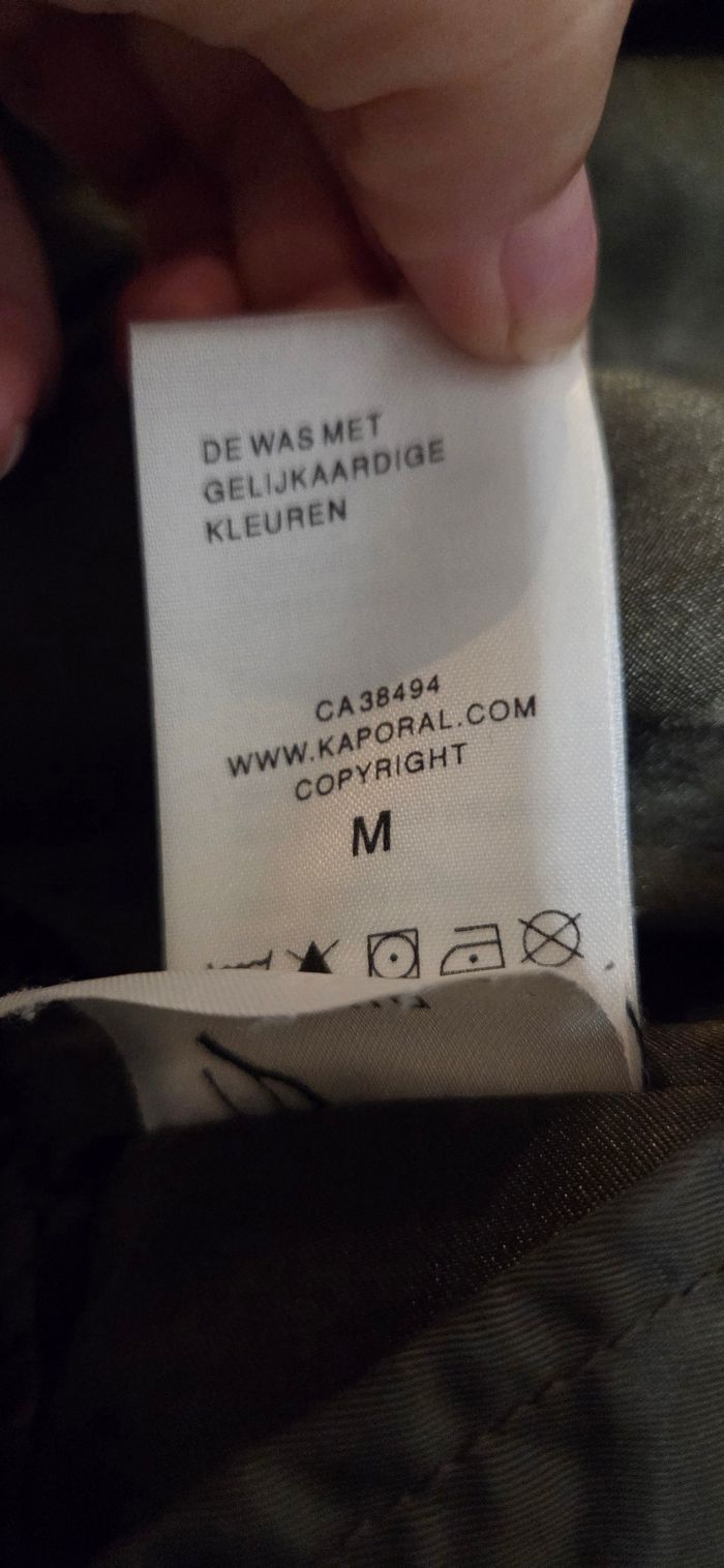 Blouson bomber KAPORAL femme T.M (38/40) – Kaki Rock & Roll – Broderies dos – Très bon état ! - photo numéro 5