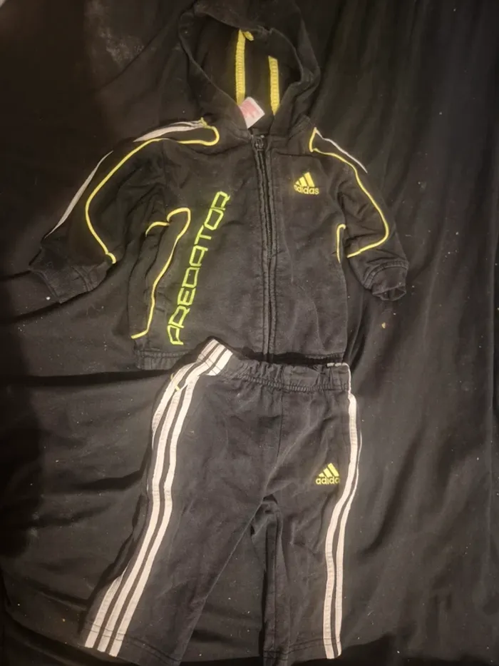 Ensemble adidas bébé garçon 6 mois