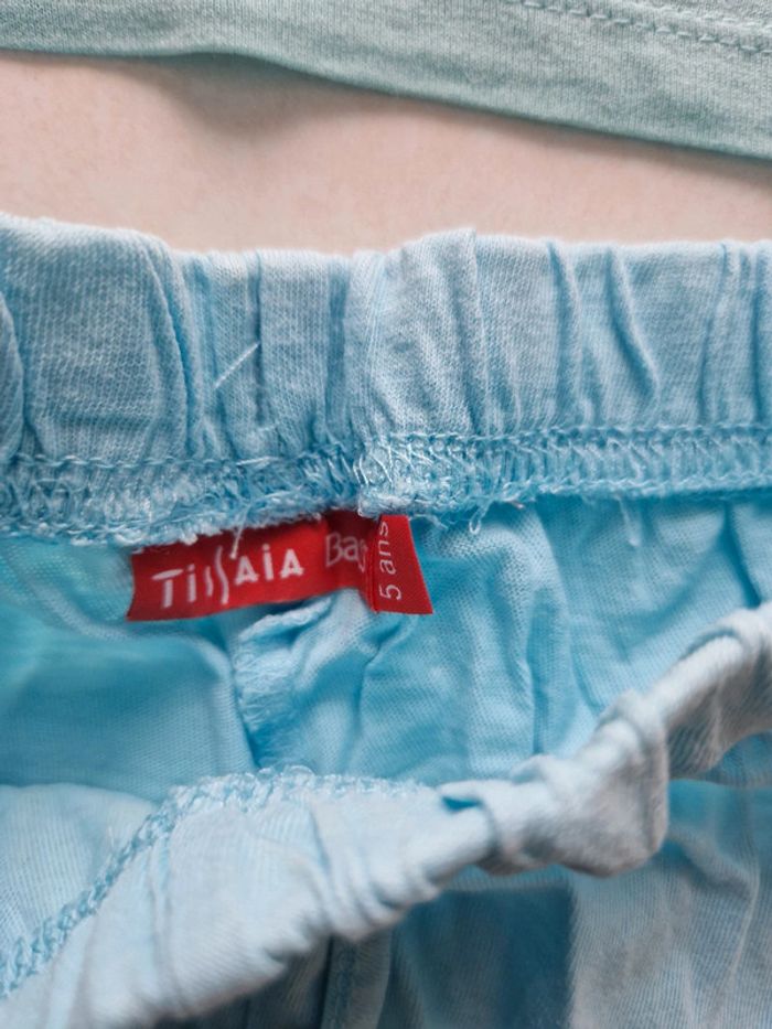 Short tee-shirt léger bleu ciel - photo numéro 6