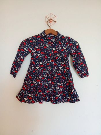 Robe taille 4 ans. Tape à l'oeil