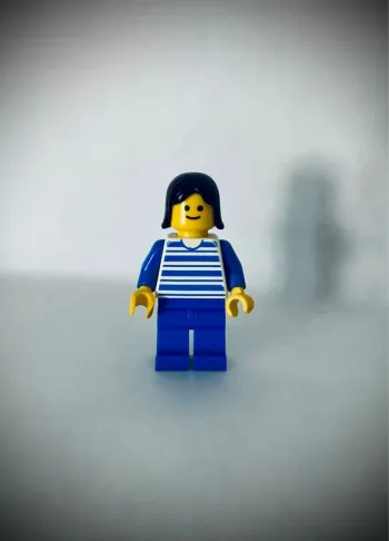 Minifigurine LEGO Hor002 - Horizontal Lines Blue - Très bon état